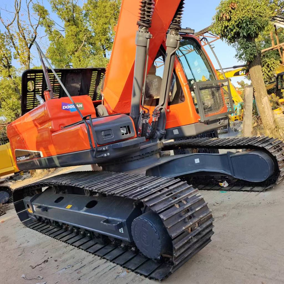 Doosan DX 225 LC - Верижен багер: снимка 4 Doosan DX 225 LC - Верижен багер: снимка 4