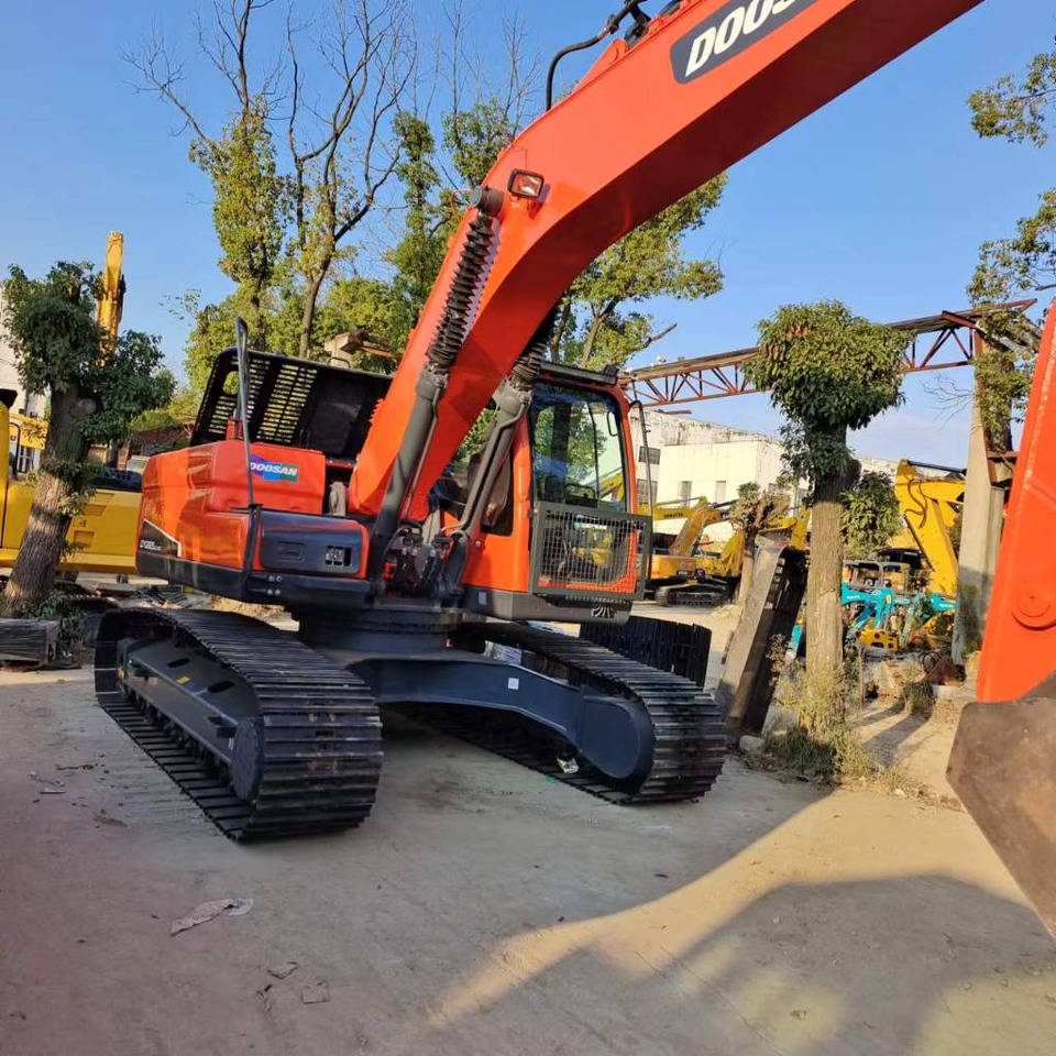 Doosan DX 225 LC - Верижен багер: снимка 3 Doosan DX 225 LC - Верижен багер: снимка 3