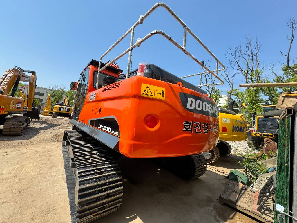 Doosan DX 300 LC-9S - Верижен багер: снимка 5 Doosan DX 300 LC-9S - Верижен багер: снимка 5