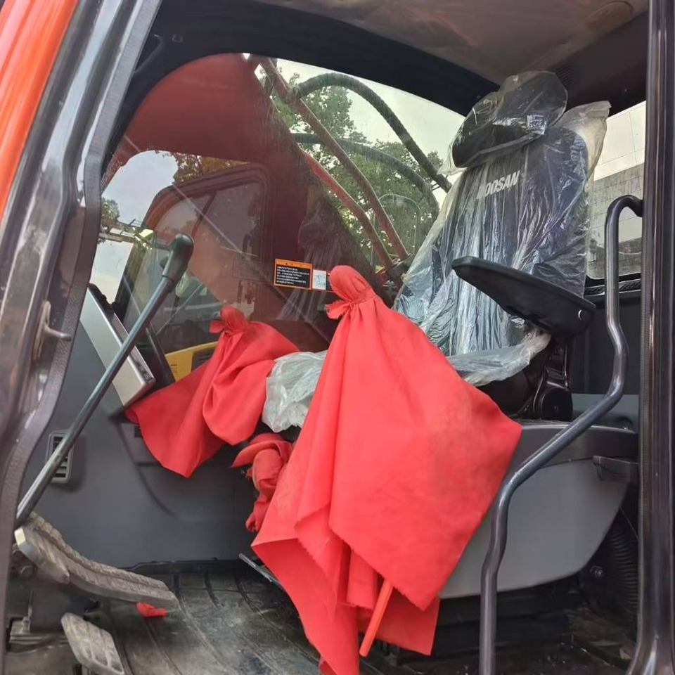 Doosan DX 300 LC - Верижен багер: снимка 5 Doosan DX 300 LC - Верижен багер: снимка 5