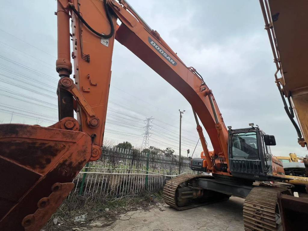 Doosan DX 500 LCA - Верижен багер: снимка 1 Doosan DX 500 LCA - Верижен багер: снимка 1