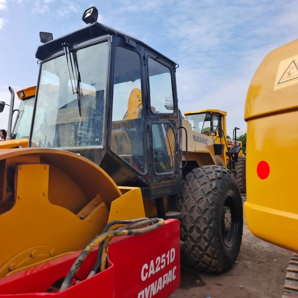 Dynapac CA 251 D - Компактор: снимка 4 Dynapac CA 251 D - Компактор: снимка 4