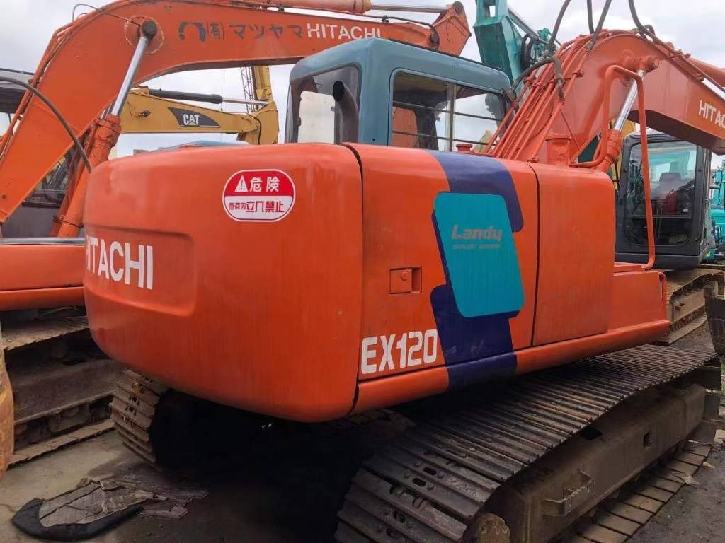 Hitachi EX 120-3 - Верижен багер: снимка 4 Hitachi EX 120-3 - Верижен багер: снимка 4
