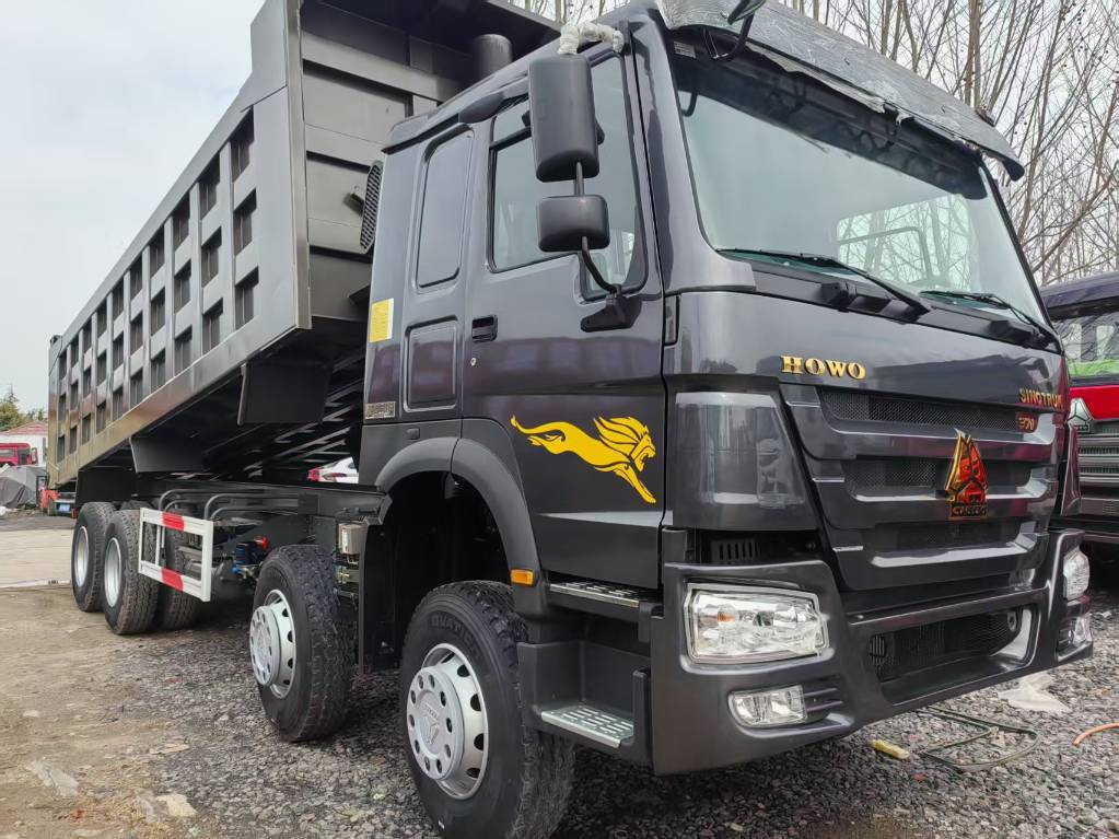 Howo 371 8X4 - Самосвал камион: снимка 1 Howo 371 8X4 - Самосвал камион: снимка 1