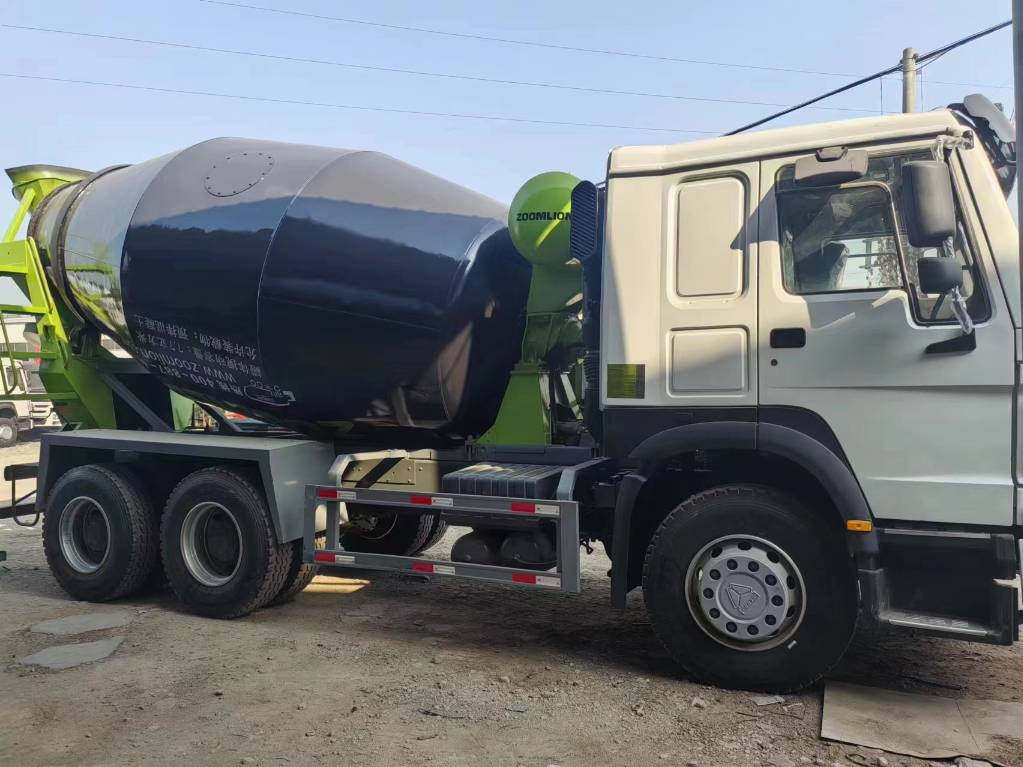 Howo 380 - Бетонобъркачка: снимка 1 Howo 380 - Бетонобъркачка: снимка 1