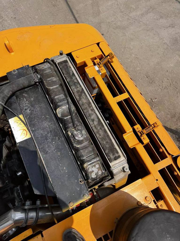 Hyundai 210W-7 - Колесен багер: снимка 2 Hyundai 210W-7 - Колесен багер: снимка 2