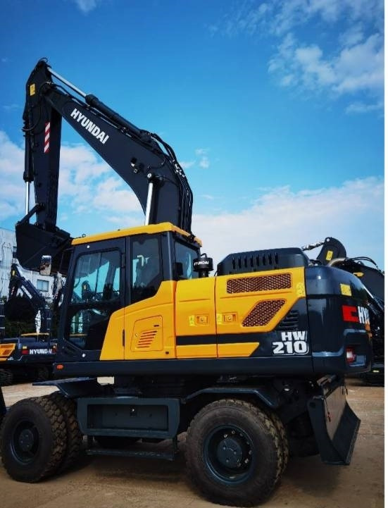 Hyundai 210W-9 - Колесен багер: снимка 3 Hyundai 210W-9 - Колесен багер: снимка 3