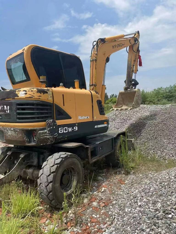 Hyundai 60W-9 - Колесен багер: снимка 1 Hyundai 60W-9 - Колесен багер: снимка 1