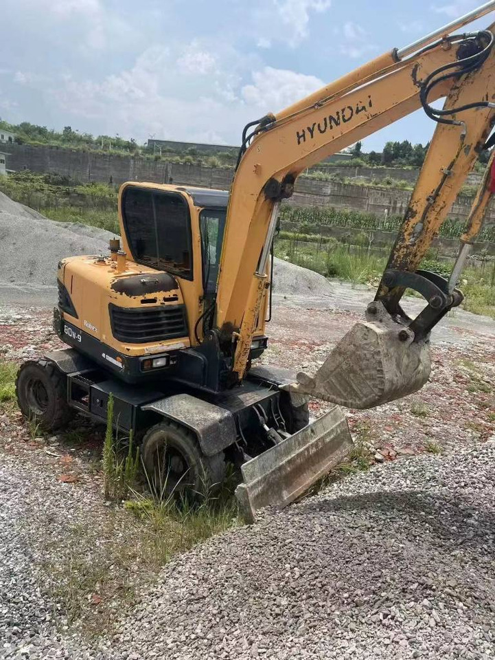 Hyundai 60W-9 - Колесен багер: снимка 2 Hyundai 60W-9 - Колесен багер: снимка 2