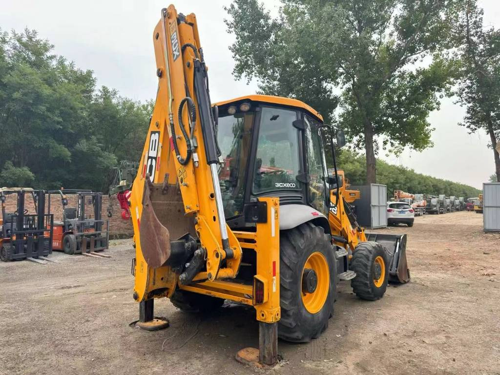JCB 3 CX - Колесен багер: снимка 3 JCB 3 CX - Колесен багер: снимка 3