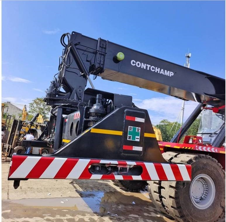 Kalmar DRF 450 - Ричстакер: снимка 2 Kalmar DRF 450 - Ричстакер: снимка 2