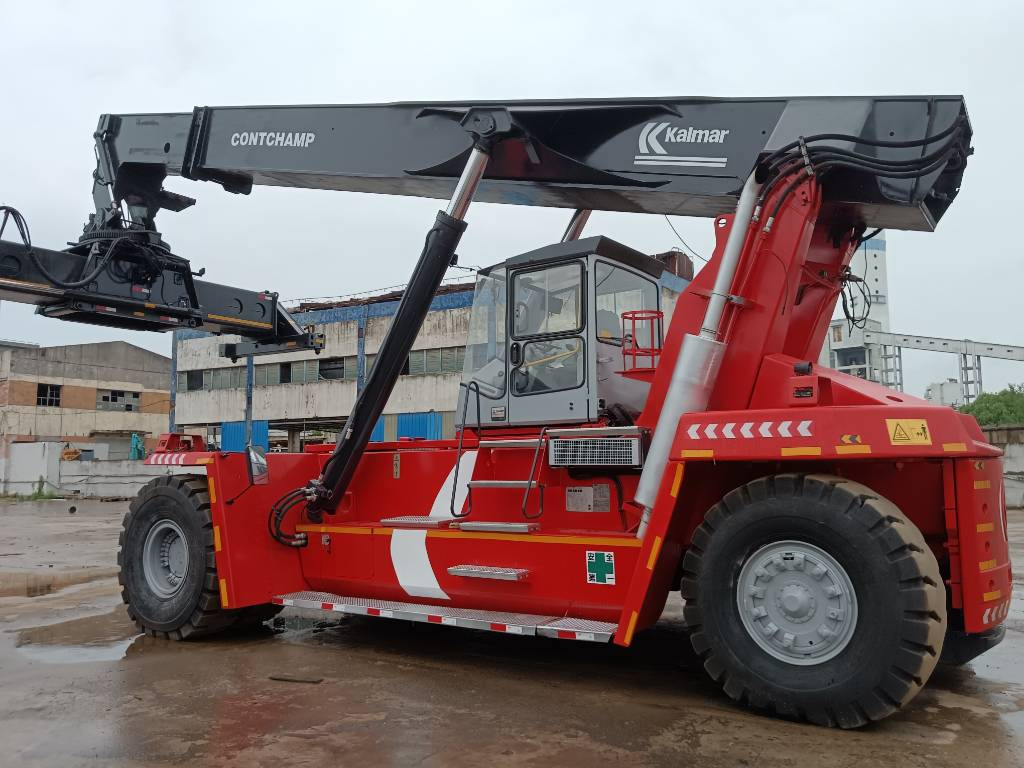 Kalmar DRF 450 - Ричстакер: снимка 1 Kalmar DRF 450 - Ричстакер: снимка 1