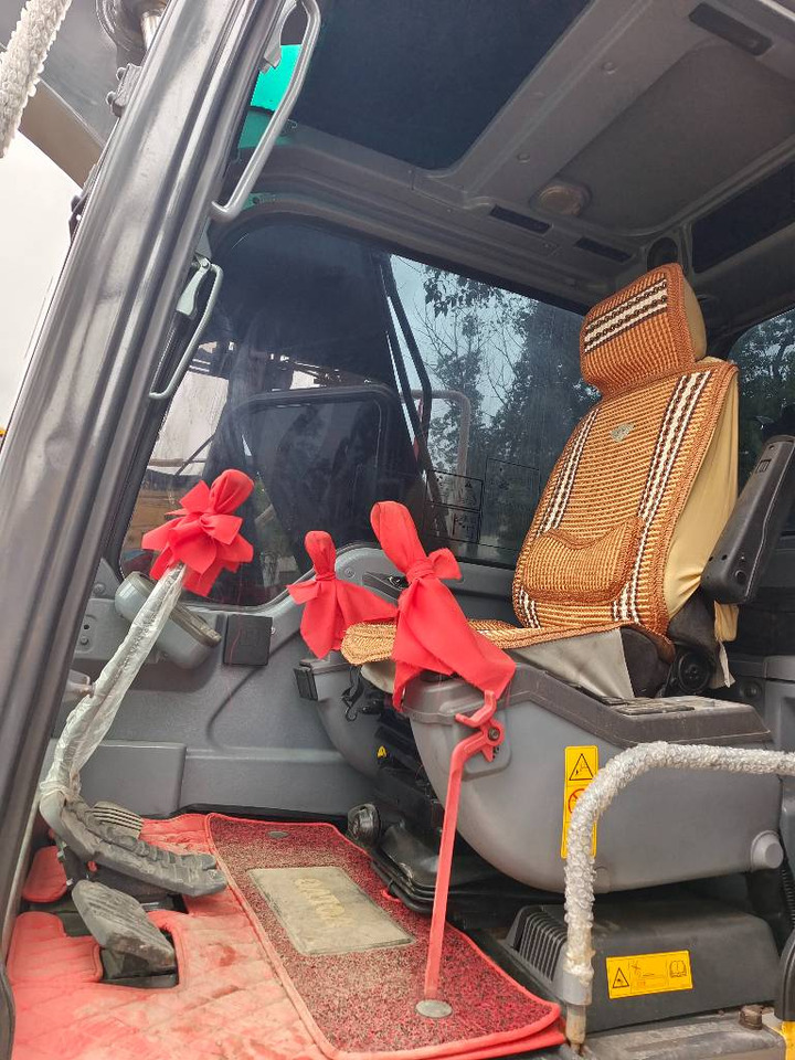 Kobelco SK 125 SR - Верижен багер: снимка 4 Kobelco SK 125 SR - Верижен багер: снимка 4