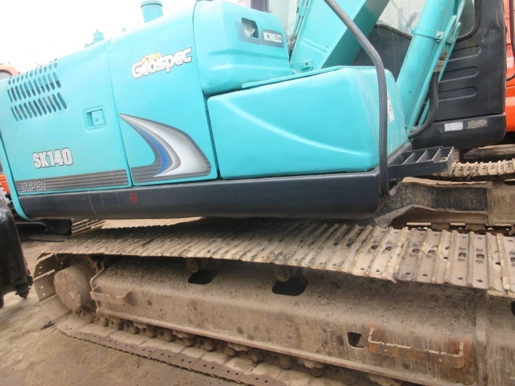 Kobelco SK 140 - Верижен багер: снимка 4 Kobelco SK 140 - Верижен багер: снимка 4
