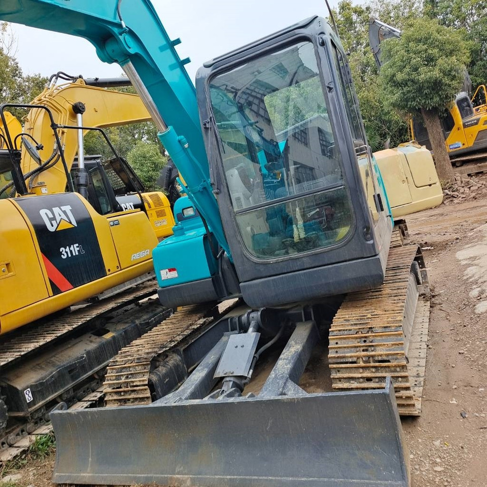 Kobelco SK 75 CSR - Верижен багер: снимка 5 Kobelco SK 75 CSR - Верижен багер: снимка 5