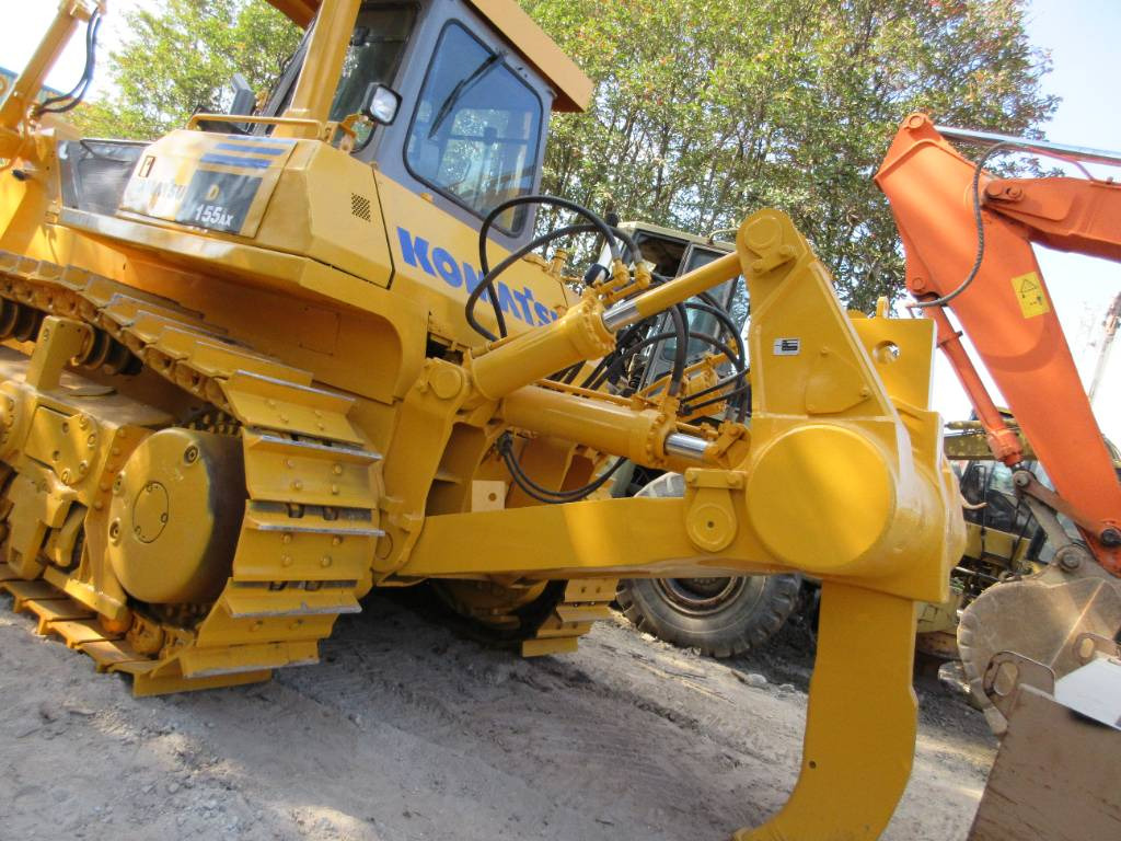 Komatsu D 155A - Булдозер: снимка 1 Komatsu D 155A - Булдозер: снимка 1