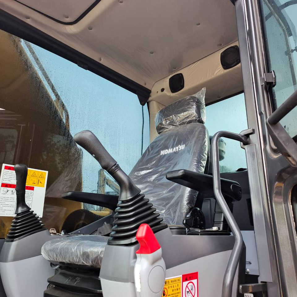 Komatsu PC 240 LC-8 - Верижен багер: снимка 4 Komatsu PC 240 LC-8 - Верижен багер: снимка 4