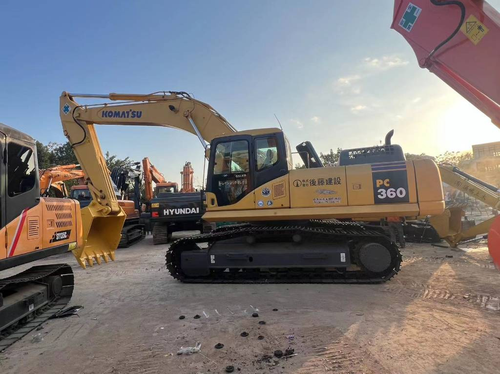 Komatsu PC 360-7 - Верижен багер: снимка 1 Komatsu PC 360-7 - Верижен багер: снимка 1