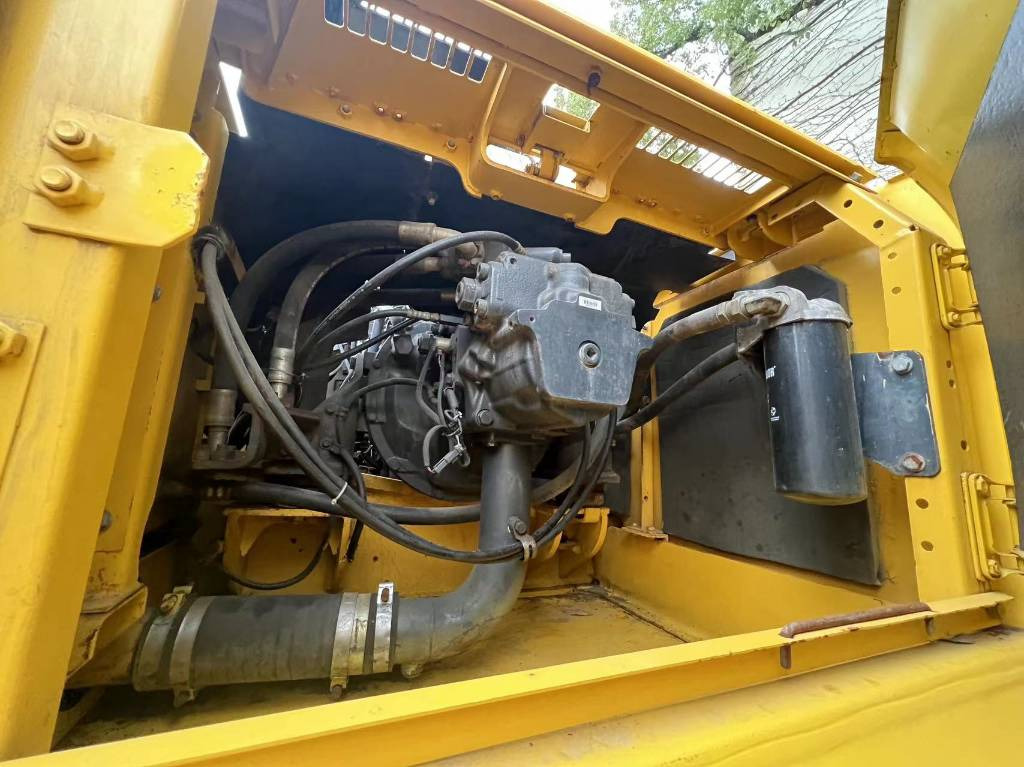 Komatsu PC 360-7 - Верижен багер: снимка 3 Komatsu PC 360-7 - Верижен багер: снимка 3