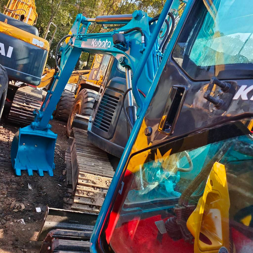 Kubota U-35 - Мини багер: снимка 4 Kubota U-35 - Мини багер: снимка 4