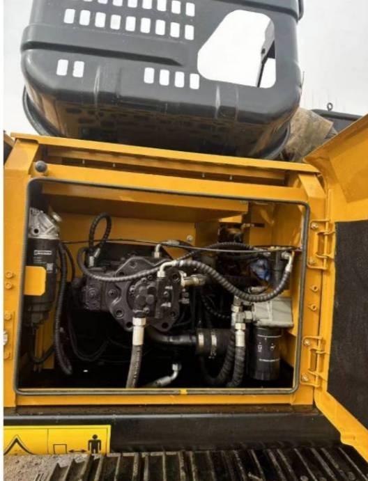 Sany SY 215 C - Верижен багер: снимка 3 Sany SY 215 C - Верижен багер: снимка 3