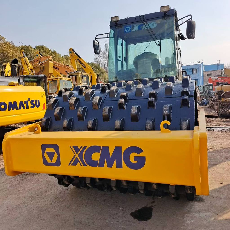 XCMG XS 223 J - Компактор: снимка 2 XCMG XS 223 J - Компактор: снимка 2