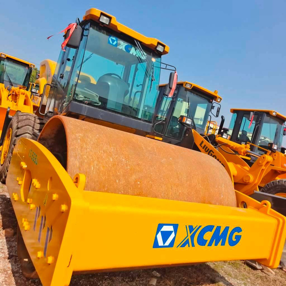 XCMG XS263J - Компактор: снимка 4 XCMG XS263J - Компактор: снимка 4