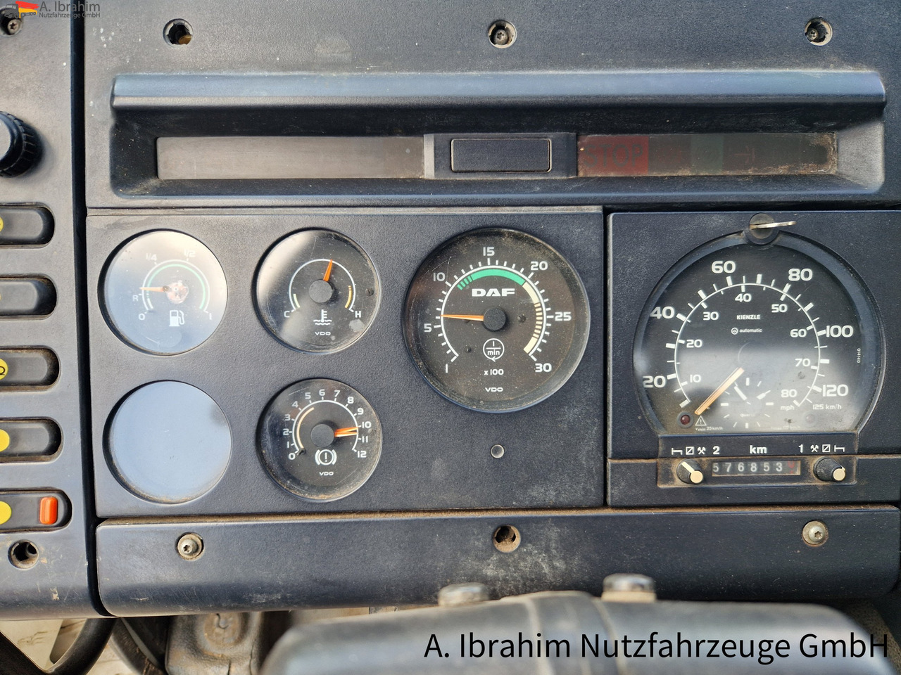 Daf CF 290 Wassertank 13500 L, Tank verzinkt Vorlauf- Lift- Lenkachse - Камион цистерна: снимка 2 Daf CF 290 Wassertank 13500 L, Tank verzinkt Vorlauf- Lift- Lenkachse - Камион цистерна: снимка 2