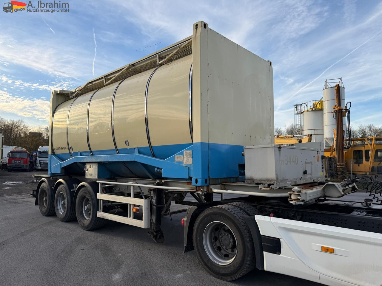 Полуремарке цистерна Feldbinder Lebensmittel Tank Container 26500 L | 2 Kammern | Heizung | 20 ft | Edelstahl: снимка 11