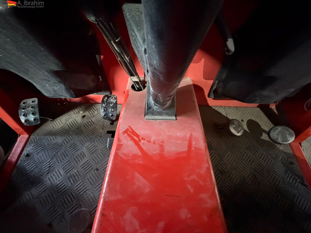 Hako Jonas 1450 V | 13 KW | 541 Betriebsstunden - Мотометачна машина: снимка 5 Hako Jonas 1450 V | 13 KW | 541 Betriebsstunden - Мотометачна машина: снимка 5