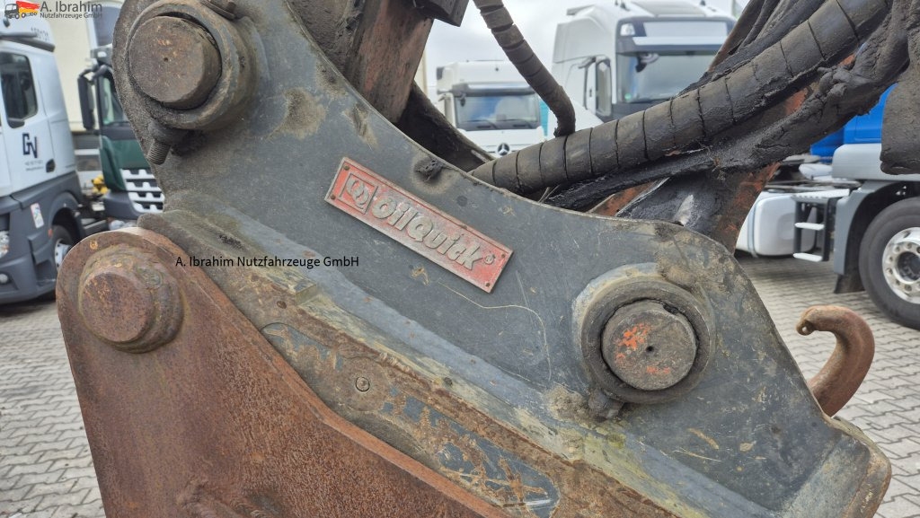 Hitachi ZX 225 USLC-3 | Oil Quick | Schnellwechsler | Klima - Верижен багер: снимка 4 Hitachi ZX 225 USLC-3 | Oil Quick | Schnellwechsler | Klima - Верижен багер: снимка 4