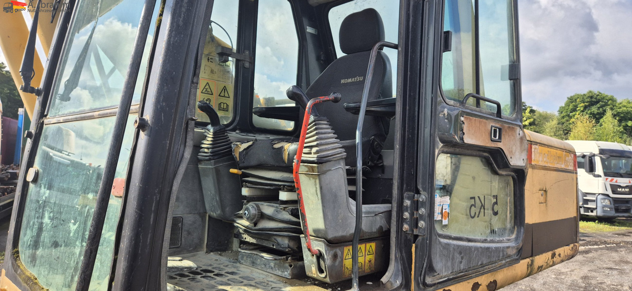 Komatsu PC 210 Zustand gut, UVV 12 25 - Верижен багер: снимка 4 Komatsu PC 210 Zustand gut, UVV 12 25 - Верижен багер: снимка 4