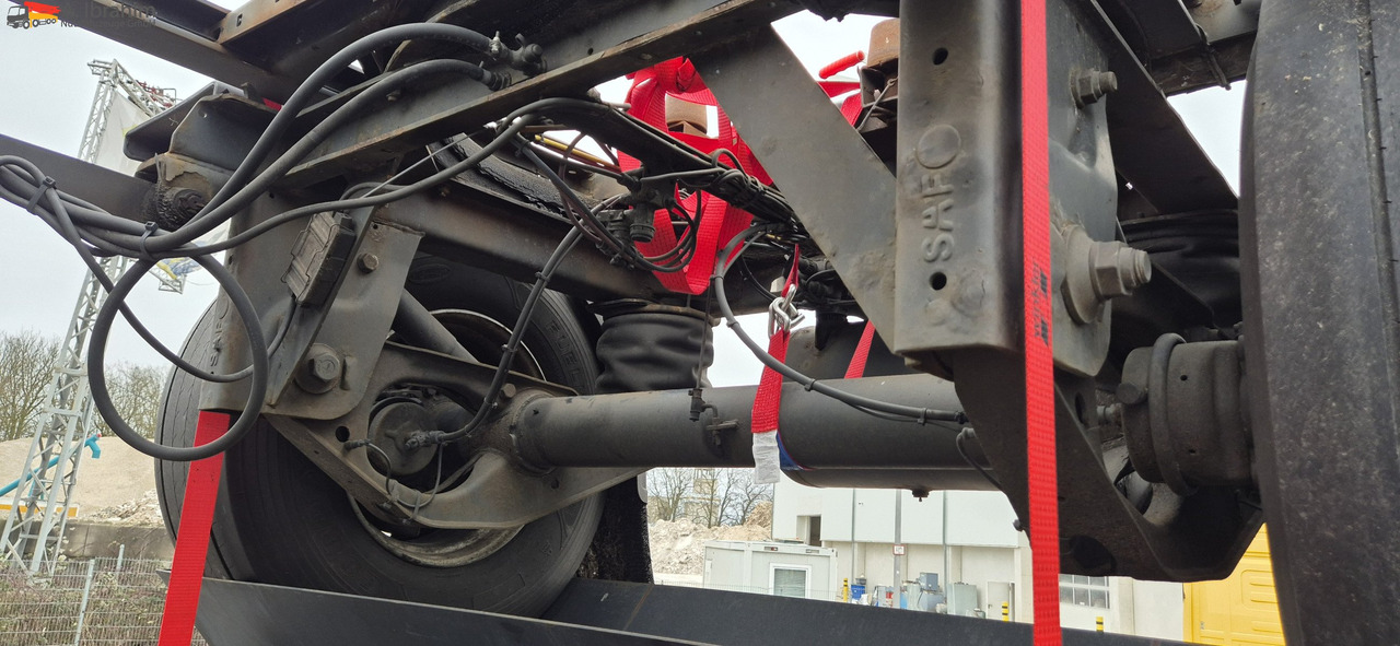 Контейнеровоз/ Сменна каросерия ремарке Krone AZ 3x vorhanden SAF Achsen, fertig gestapelt: снимка 12 Контейнеровоз/ Сменна каросерия ремарке Krone AZ 3x vorhanden SAF Achsen, fertig gestapelt: снимка 12