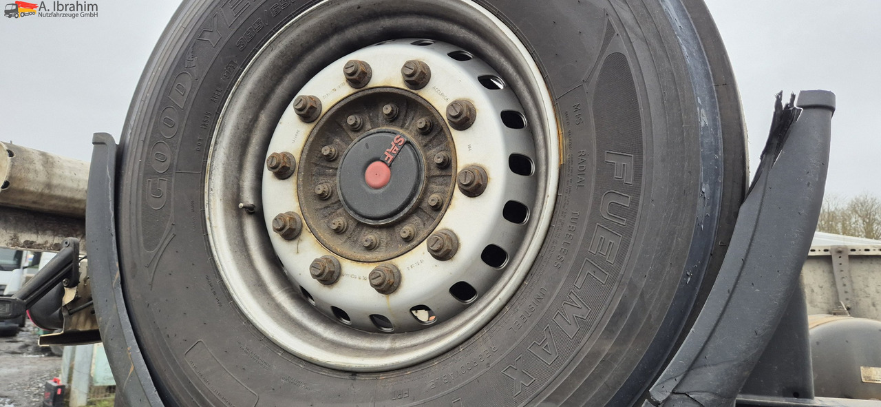 Контейнеровоз/ Сменна каросерия ремарке Krone AZ 3x vorhanden SAF Achsen, fertig gestapelt: снимка 11 Контейнеровоз/ Сменна каросерия ремарке Krone AZ 3x vorhanden SAF Achsen, fertig gestapelt: снимка 11