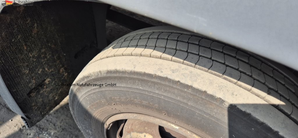 MAN TGL 8.150 4X2 BL Unfallschaden bedingt fahrbereit, Motor ok - Лекотоварен автомобил: снимка 5 MAN TGL 8.150 4X2 BL Unfallschaden bedingt fahrbereit, Motor ok - Лекотоварен автомобил: снимка 5