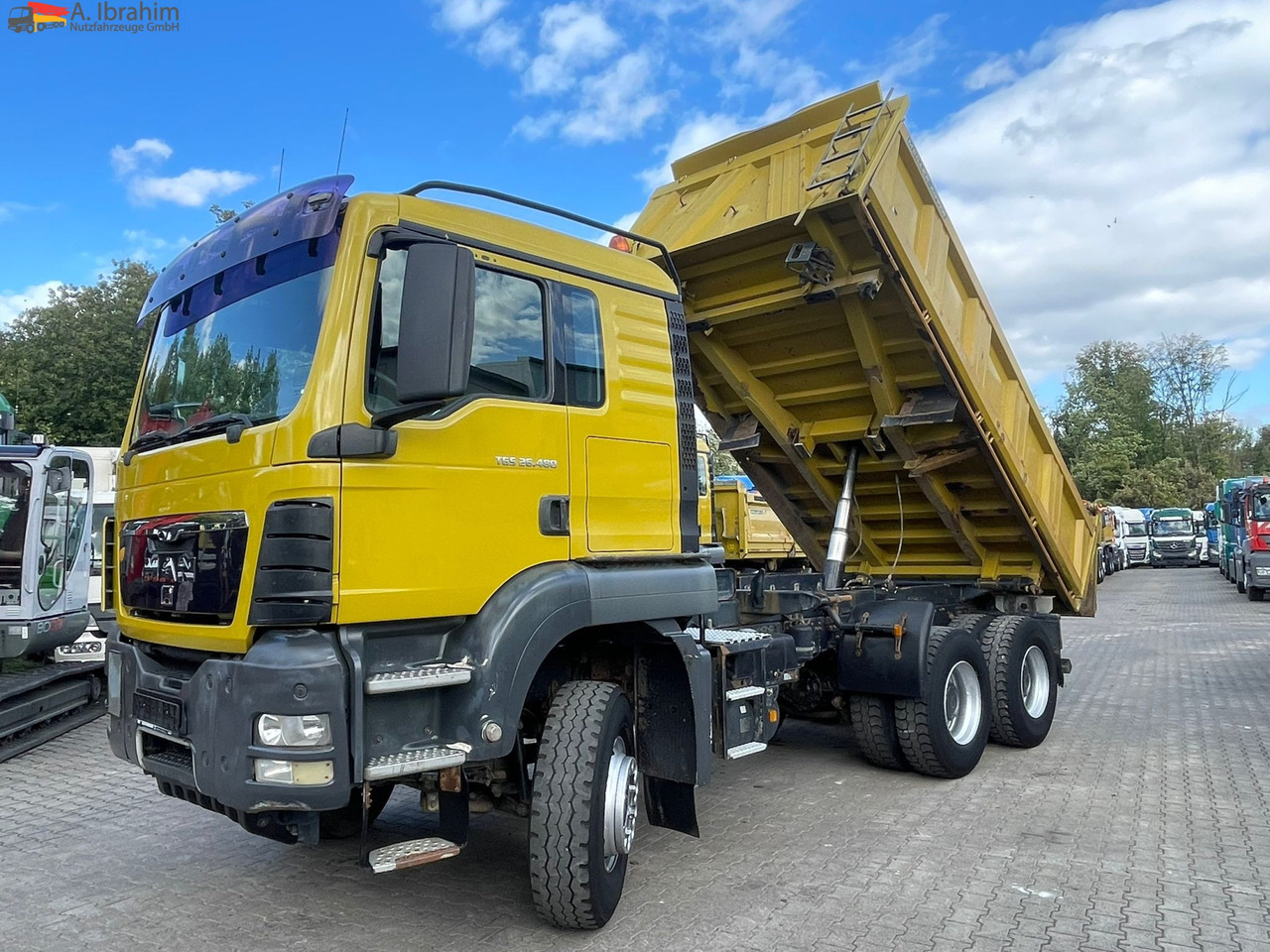 MAN TGS 26.480 Meiller 3 Seiten | 6x4 | Schalter | 3 Pedals - Самосвал камион: снимка 1 MAN TGS 26.480 Meiller 3 Seiten | 6x4 | Schalter | 3 Pedals - Самосвал камион: снимка 1