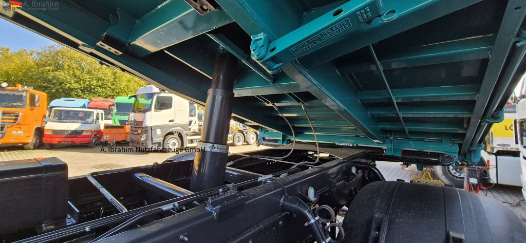 Meiller 18t Aufbau sehr sauber Aufbau komplett - Самосвална надстройка: снимка 3 Meiller 18t Aufbau sehr sauber Aufbau komplett - Самосвална надстройка: снимка 3