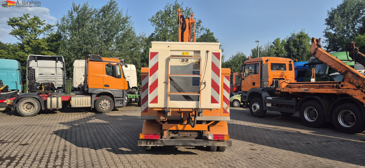 Лизинг на Mercedes-Benz 410D Ruthmann KL 90 Topzustand UVV gültig Mercedes-Benz 410D Ruthmann KL 90 Topzustand UVV gültig: снимка 11