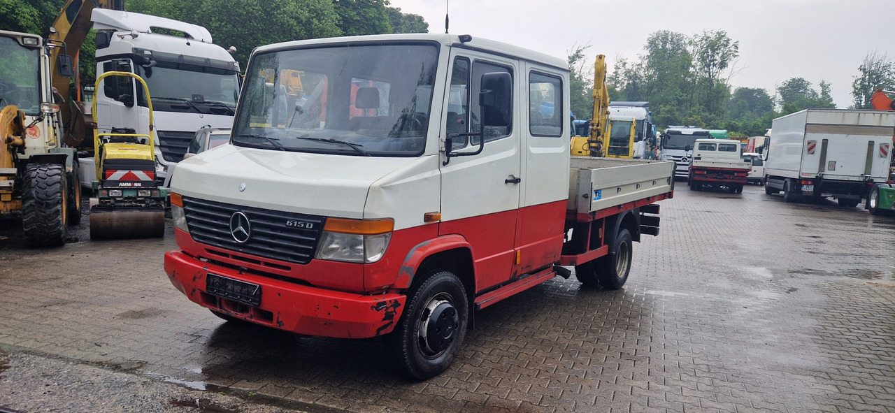 Mercedes-Benz 615D Doka Pritsche, Zustand gut - Бордови бус, Бус с двойна кабина: снимка 1 Mercedes-Benz 615D Doka Pritsche, Zustand gut - Бордови бус, Бус с двойна кабина: снимка 1