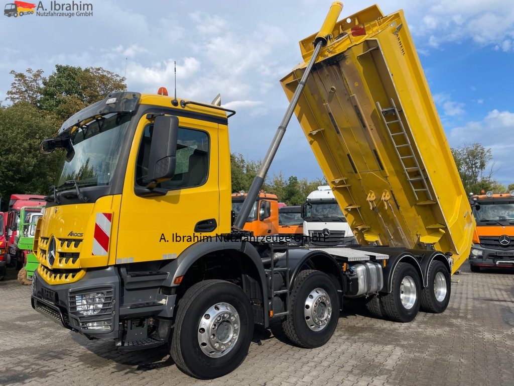 Mercedes-Benz AROCS 4143 8x4 Carnehl Kipper 18 m3 - Самосвал камион: снимка 1 Mercedes-Benz AROCS 4143 8x4 Carnehl Kipper 18 m3 - Самосвал камион: снимка 1