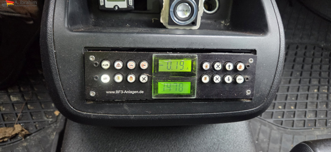 Mercedes-Benz BF 3 - GST 3 Zeichen Anlage 3050 kg zzGw - Магазин камион: снимка 4 Mercedes-Benz BF 3 - GST 3 Zeichen Anlage 3050 kg zzGw - Магазин камион: снимка 4