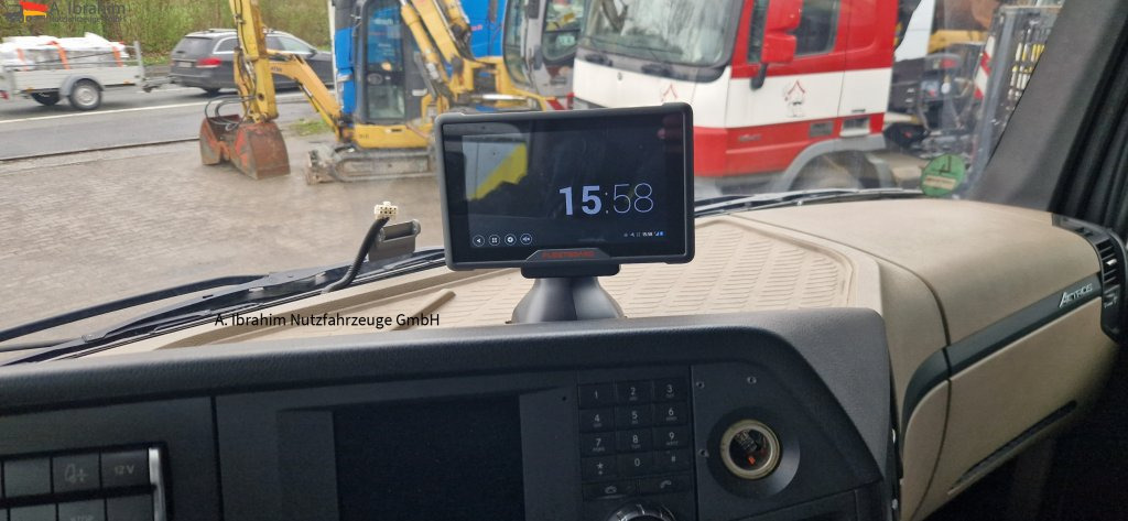Mercedes-Benz DB 2542 Scheckheft gepflegt bei Mercedes, Euro 5 - Контейнеровоз/ Сменна каросерия камион: снимка 2 Mercedes-Benz DB 2542 Scheckheft gepflegt bei Mercedes, Euro 5 - Контейнеровоз/ Сменна каросерия камион: снимка 2