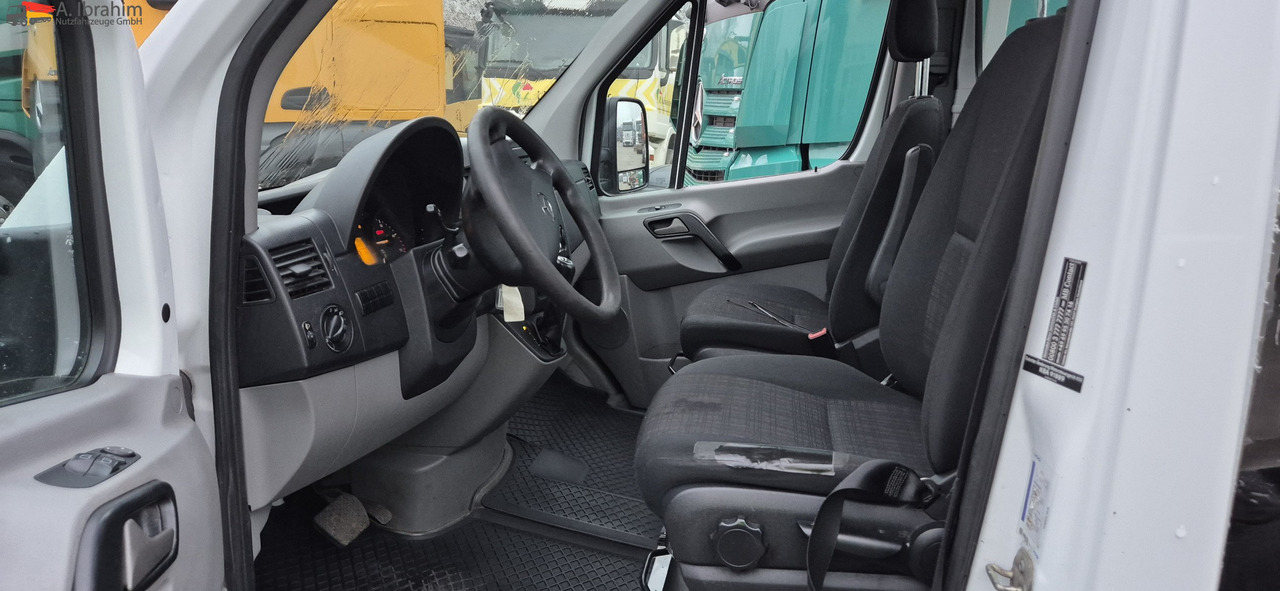 Mercedes-Benz Sprinter DB 319 CDI Automatik, Tempomat, ATM bei 290 tkm - Камион пътна помощ: снимка 2 Mercedes-Benz Sprinter DB 319 CDI Automatik, Tempomat, ATM bei 290 tkm - Камион пътна помощ: снимка 2