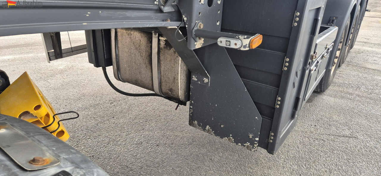 SPITZER SKL2745CAL leichter Anfahrschaden elektr. Pumpe - Цистерна за насипни товари: снимка 3 SPITZER SKL2745CAL leichter Anfahrschaden elektr. Pumpe - Цистерна за насипни товари: снимка 3