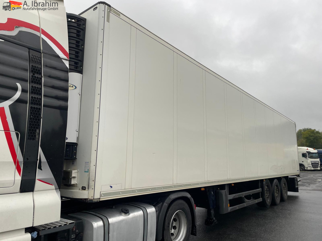 Schmitz Cargobull SKO24 | SCB*S3B | 39t Liftachse | Carrier Maxima I300 | 3 Achsen - Рефрижератор полуремарке: снимка 1 Schmitz Cargobull SKO24 | SCB*S3B | 39t Liftachse | Carrier Maxima I300 | 3 Achsen - Рефрижератор полуремарке: снимка 1