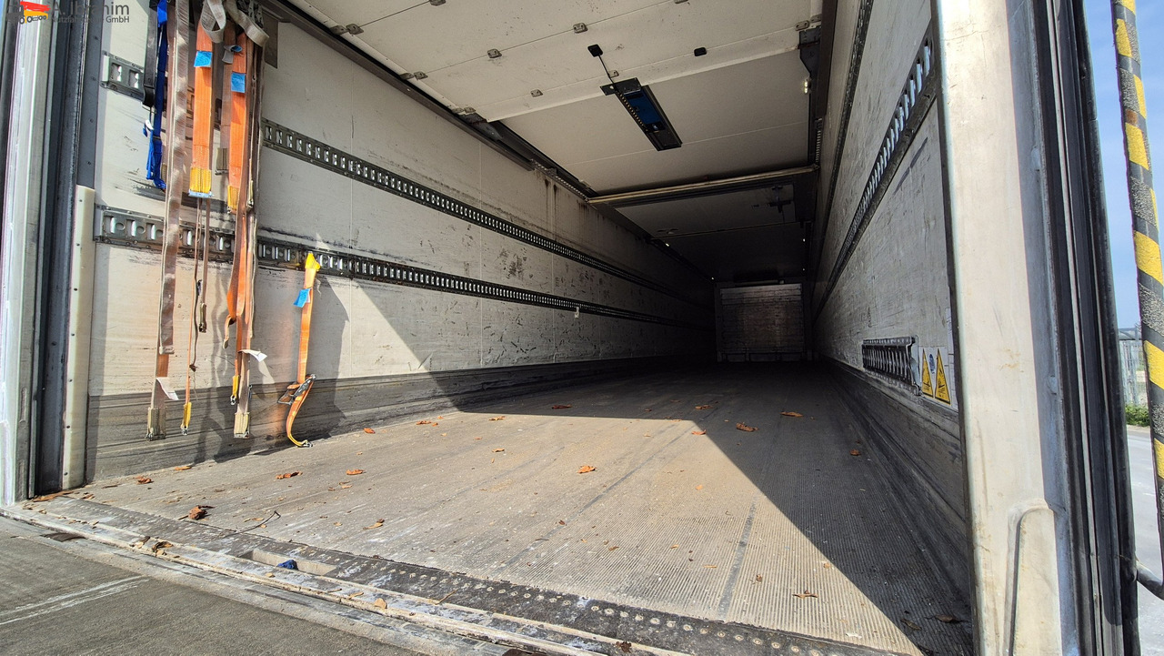Schmitz SKO24 Frigoblock, LBW, Zustand sehr sauber Lenkachse, Liftachse - Рефрижератор полуремарке: снимка 3 Schmitz SKO24 Frigoblock, LBW, Zustand sehr sauber Lenkachse, Liftachse - Рефрижератор полуремарке: снимка 3