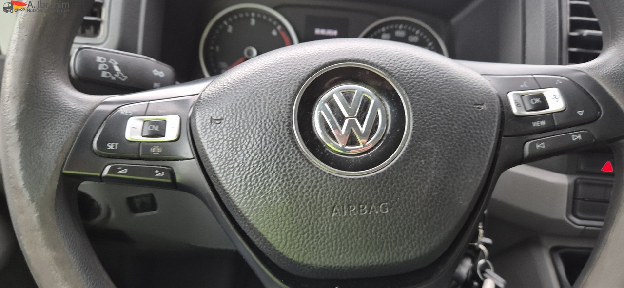 VW Crafter LBW, Vollausstattung - Лекотоварен автомобил фургон: снимка 5 VW Crafter LBW, Vollausstattung - Лекотоварен автомобил фургон: снимка 5