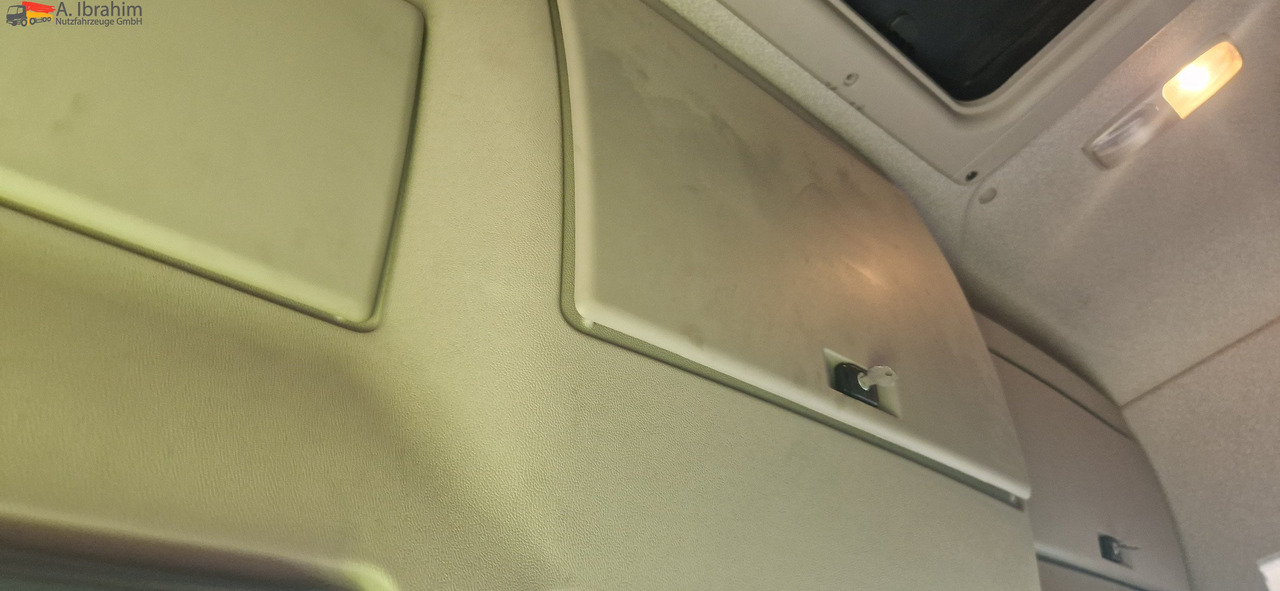 Daf CF 400 FT PTO für Kompressor sehr sauber, 1. Hand - Влекач: снимка 4 Daf CF 400 FT PTO für Kompressor sehr sauber, 1. Hand - Влекач: снимка 4