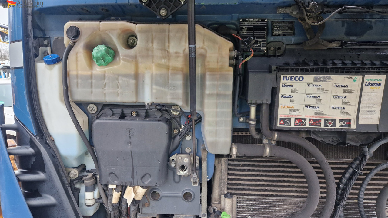 Iveco AS440T Lowdeck Stralis 450 Euro 6 deutsches Fahrzeug 1. Hand - Влекач: снимка 4 Iveco AS440T Lowdeck Stralis 450 Euro 6 deutsches Fahrzeug 1. Hand - Влекач: снимка 4