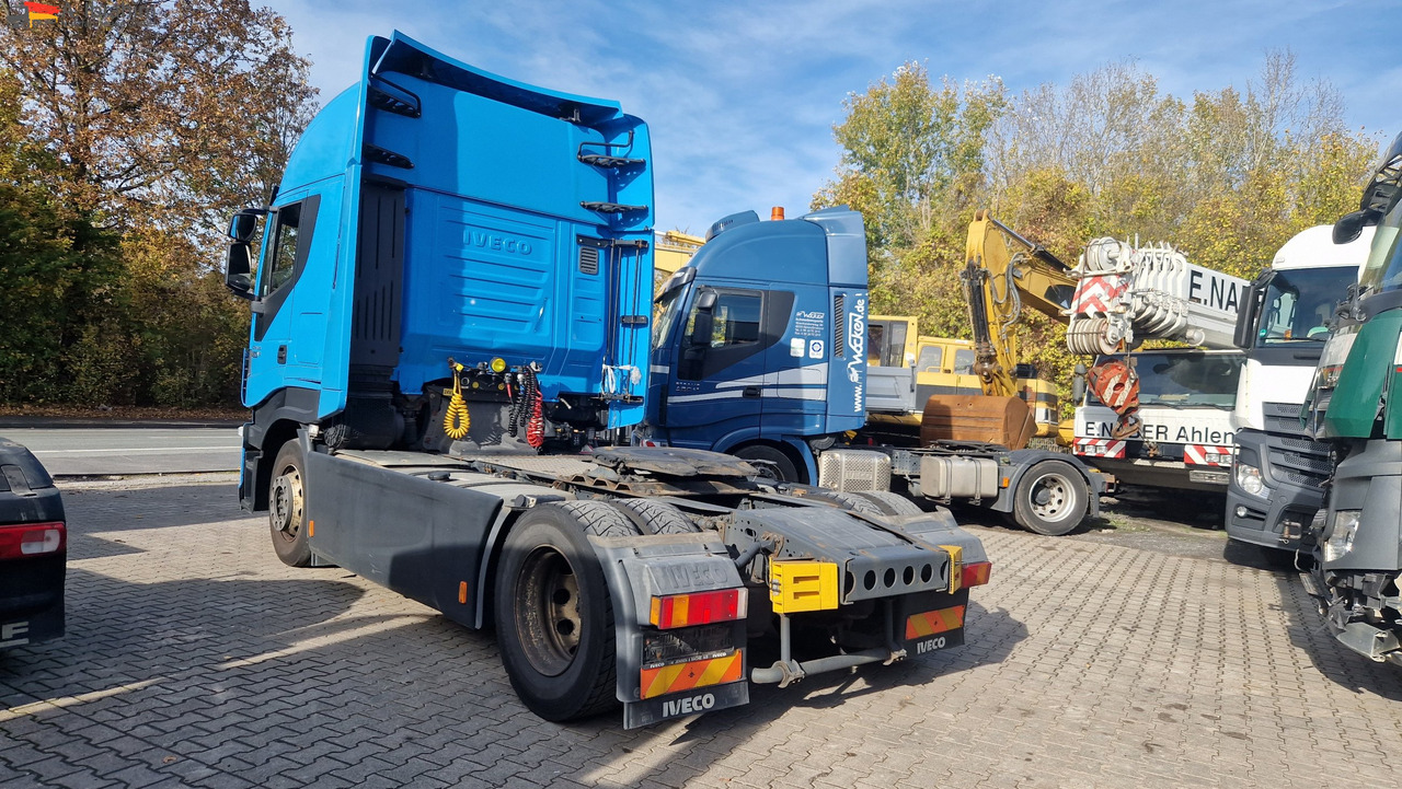 Iveco Stralis 460 Vollspoiler 3x vorhanden - Влекач: снимка 2 Iveco Stralis 460 Vollspoiler 3x vorhanden - Влекач: снимка 2